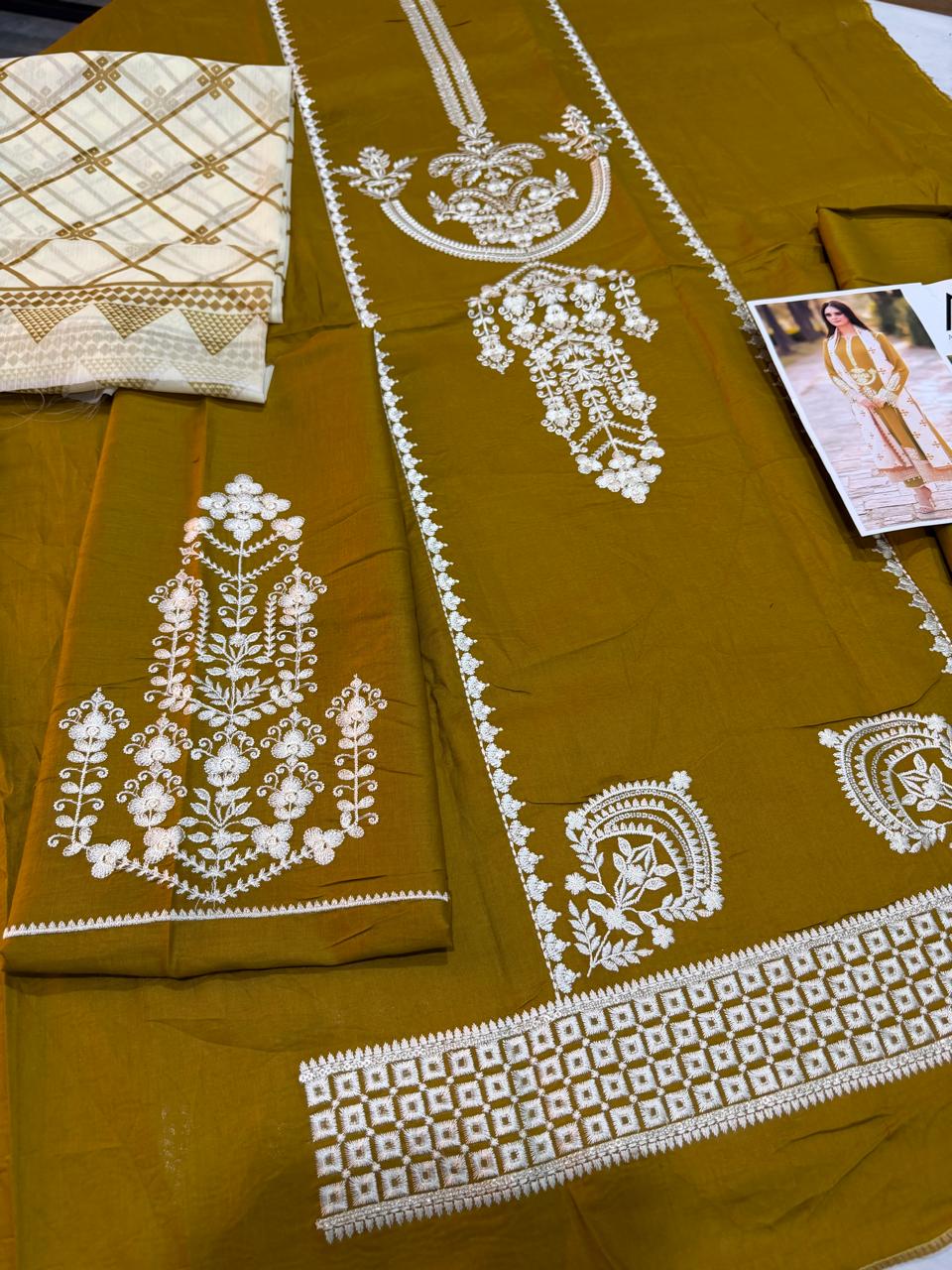 3 PIECE-LUXURY LAWN EMBROIDERY FRONT & SALEEVS UNSTITCHED SUMMER 26-NEW ARRIVALS